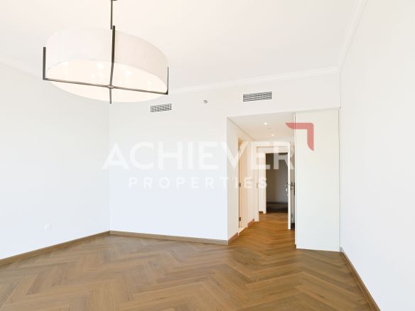VACANT | Burj Al Arab View | 4 Bed Plus Maid