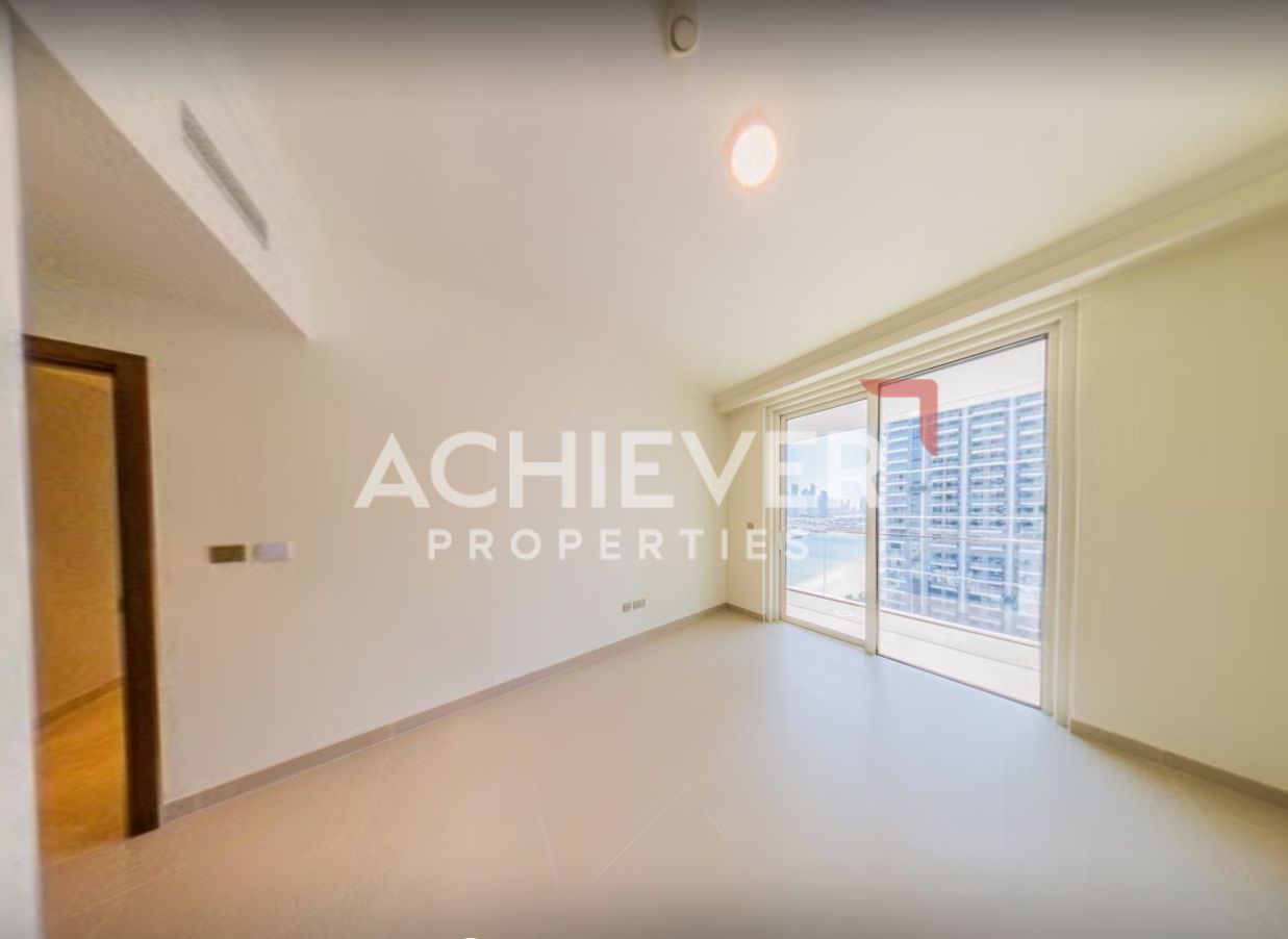 Corner Unit I Full Sea and Marina Skyline View