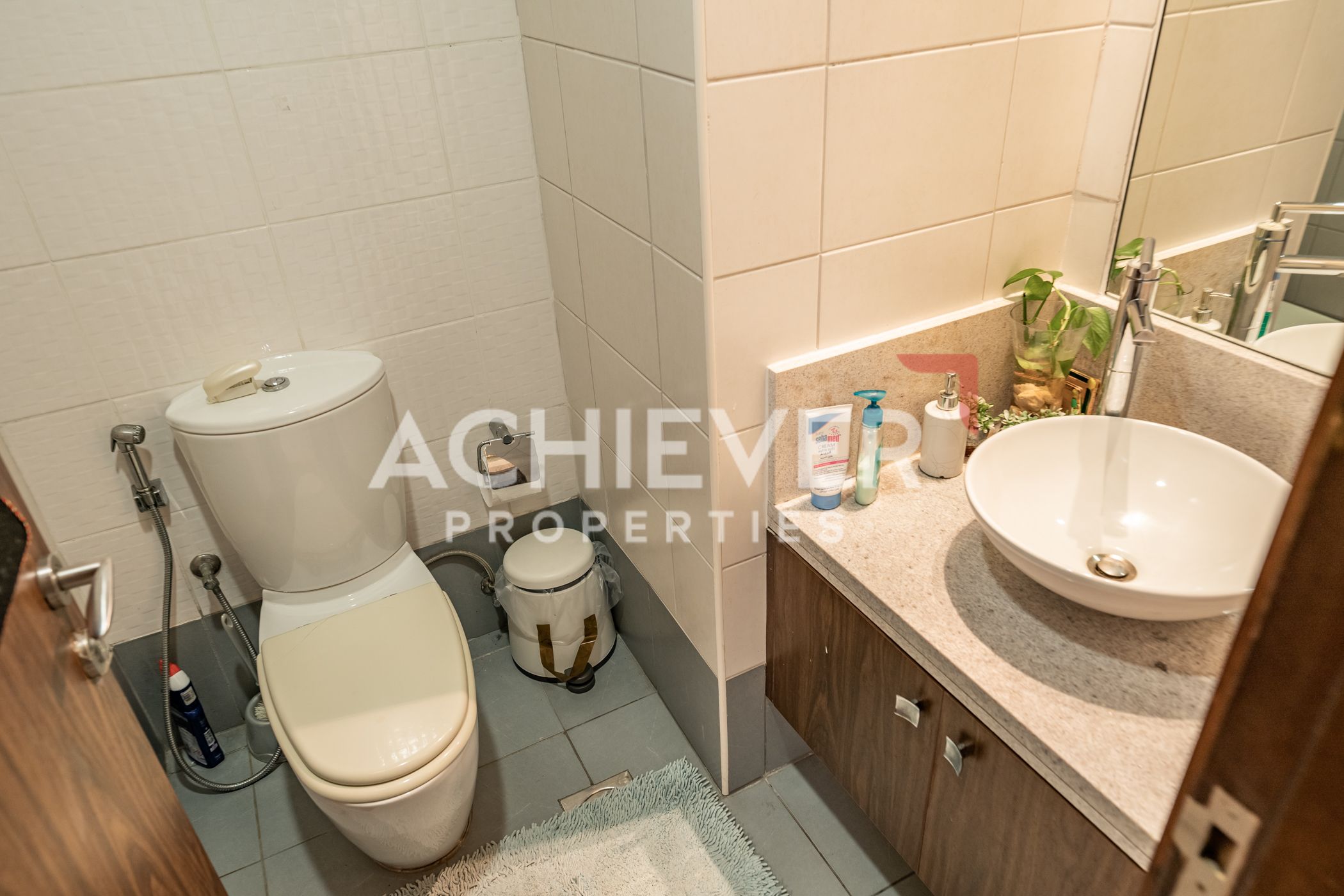 High Floor | Panoramic City and Burj Khalifa Views | Prime Location